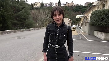 Preview 1 of Turkish Sex 2 - Man&eacute_a,  20 ans,  veut une bonne bite pour assouvir ses envies