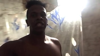 Preview 1 of Mam N San Sex Lib - Gozando dentro do banho