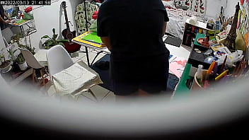 Preview 1 of Mom Sleeping Brazzers - Instal&eacute_ una c&aacute_mara de seguridad en el cuarto de mi cu&ntilde_ada