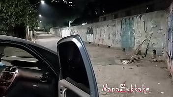 Preview 1 of Rahki S - NanaBukkake - Trailer. Fazendo dogging na rua com 3 estranhos,  eles me fodendo e gozando na minha boca