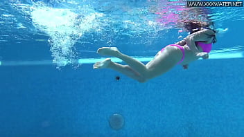 Preview 2 of Indian Desi Sex Come - Jessica Lincoln in her pink bikini in the pool