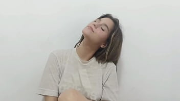 Preview 1 of Telugu All Actress - LLEGO AL CUARTO DE MI PEQUE&Ntilde_A HERMANASTRA A LA CUAL LA ENCUENTRO EN PANTY Y LA FOLLO DURO HASTA CORRERME EN SU BOCA QUE BUENA FOLLADA - PORNO EN ESPANOL