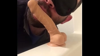 Preview 2 of Sex 25hd - Swallowing the dildo