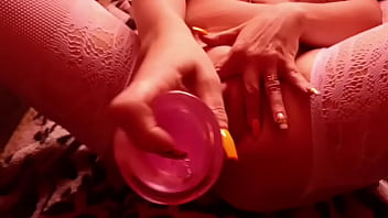 Preview 4 of Milf Hunter Gabby - La rubia Espa&ntilde_ola me abro bien el co&ntilde_o con dildo de 25cm