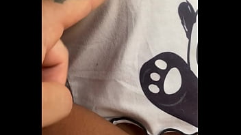Preview 4 of Hot Movies Tube - Peguei a minha amiga com dedo na buceta
