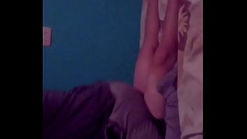 Preview 2 of Teacher Xnx Porn Videos And Sex - Mi amigo y yo jugamos hasta que se calienta