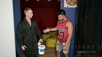 Preview 2 of Sleeping Mom Son Fuk Xnxx - Paint my face with your creamy juice