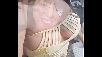 Preview 1 of Sister Borther Soper Sex - Marido sai para trabalhar e deixo nosso amigo me encher de porra!