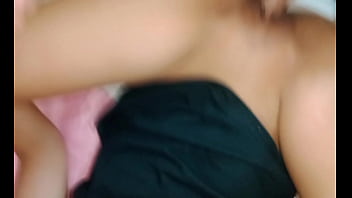 Preview 1 of Putting Things In Vagina - Pinagbigyan ang malibog na kapitbahay