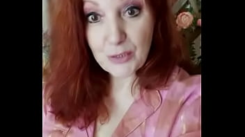Preview 3 of Step Mother Sexxxxxxxx - Рыжая в рубашки показывает свои груди