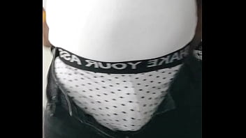 Preview 4 of Busty Fat Teen - Espiando a un amigo mientras se cambia