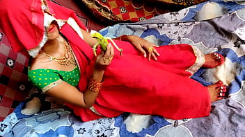 Preview 1 of Classic Daughter And Dad - केला खिला के जबरदस्त चुदाई कर दिया बबिता भाभी को