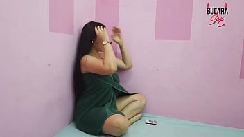 Preview 1 of Sunny Loeon Xxx Video - Me masturbo para poder tener un orgasmo, ya que mi novio no puede hacerlo
