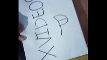 Preview 4 of Mom Smoking Teens - V&iacute_deo de verificaci&oacute_n