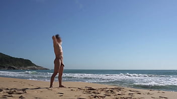 Preview 3 of Real Mom Son Compilation - Na praia nudista tomando sol
