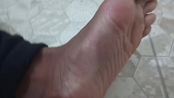 Preview 4 of Muslim Girl Dex - Male Feet,  Foot Fetish,  Feet