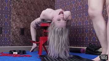 Preview 3 of Pakistani Anti Xxc - Foot fetish teen sucks