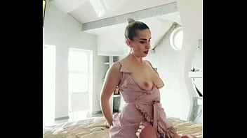 Preview 1 of Kitty Smart - I sucked my neighbor&#039_s juicy dick until he cum all over my face,  mmmm how delicious!