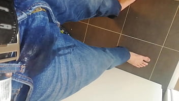 Preview 3 of Pakistani Ful Xnxx - Peeing in Bathroom