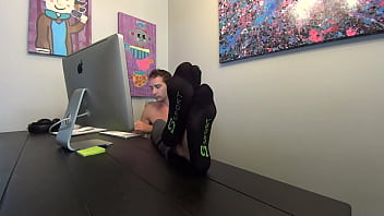 Preview 2 of Sunny Xxx Videos 2017 Hd - University Student Catches a Guy Staring at his Feet (Part 1) 1080p HD