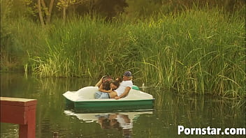 Preview 2 of Bay Xxx Vedios Com - Gorgeous Horny Babe Dru Berrymore Enjoys Outdoors
