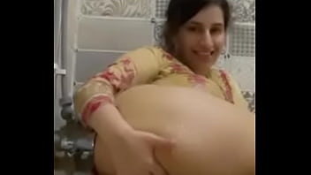 Preview 3 of Morning Fast Fucking - Hot aunty shows her lusty pussy