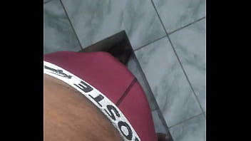 Preview 1 of Red Xxx Wad - Moreno sudeste homenageando__