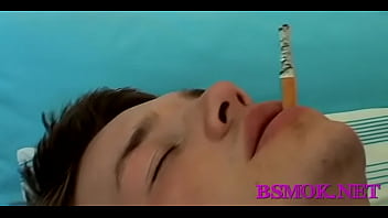 Preview 2 of Rajwap Sex Hd - Hot dude truly likes to smoke