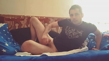 Preview 3 of Porn Veni - Gergely Molnar - Big load in bed