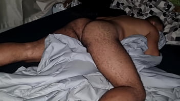 Preview 2 of Brazzer Sex Mom And Son - Se me visse pelado de bunda pra cima o que faria? Comenta aqui