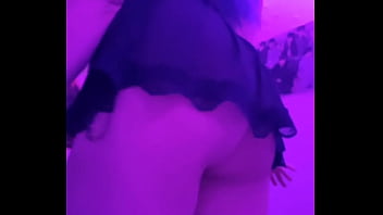 Preview 3 of Devlynn - Moviendo el culito