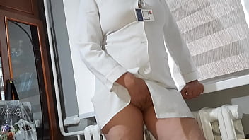 Preview 1 of Fuck Blue Film - Doctor girl masturbates pussy while there are no patients - Girls fly orgasm