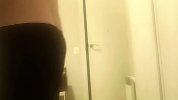 Preview 1 of Son Fucks Hot New Maid - La rubia Espa&ntilde_ola tengo ganas de polla y voy a buscarla