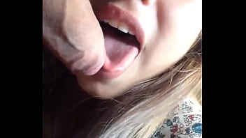 Preview 1 of Momsonstepxxx - Mamada Bien Rica