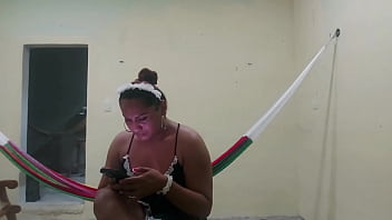 Preview 2 of Nri Topless - Dom&eacute_stica mexicana se come al hijo de su patrona mientras ellos se van al banco