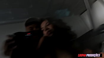 Preview 2 of Lux Tv Com - loirinha safada dando gosotoso na garagem do motel | Charotte | Loupan Produ&ccedil_&otilde_es