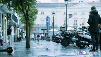 Preview 1 of Yoona Sdnd - First thing Rosie does in Madrid... is HAVING A THREESOME!!