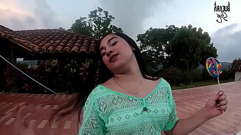 Preview 1 of Bdsm Xxx Boa - Puta colombiana chupa una paleta mientras muestra su cuerpo