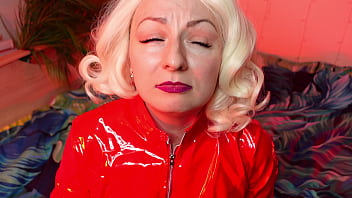 Preview 3 of Free Medget - food fetish - ASMR mukbang video in BRACES
