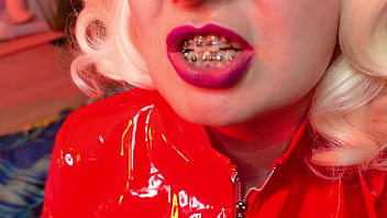 Preview 4 of Free Medget - food fetish - ASMR mukbang video in BRACES