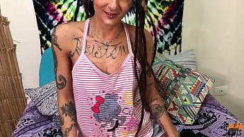 Preview 1 of Long Fuk Videos - Caroleta Roots - Depois de tirar o plug dei meu cuzinho bem gostoso para o Neto Psy sem camisinha.