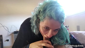 Preview 1 of Lesvianas Squirt - LATINA leva GOZADA no CU e sai SORRINDO