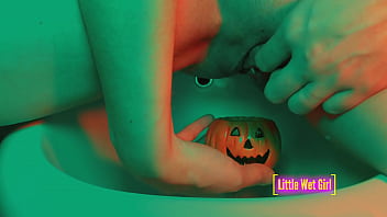 Preview 1 of Hello Xxnxxx - Pissing in the pumpkin on halloween - Preview