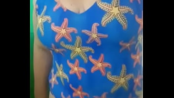 Preview 1 of Xxxii Fat Girl - Vestido de ba&ntilde_o