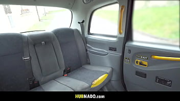 Preview 1 of Id Yesu Uou - Thick blonde Blondie Fesser fucking the taxi driver
