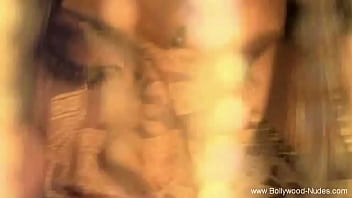 Preview 2 of Indian Fuck8ng - Indian Princess Exposes Her Body