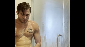 Preview 4 of Chut Chatna Hindi - Masturbating in the shower