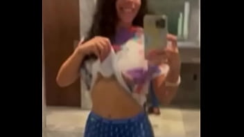 Preview 4 of Hot Mom Ke Bur - Lisbeth Rodr&iacute_guez