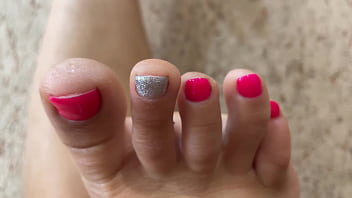 Preview 4 of Lola Vs Tonio Starr - Foot fetish