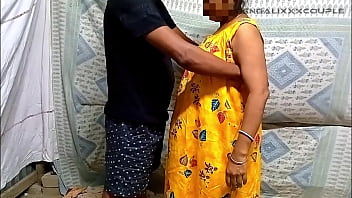 Preview 1 of Angie Aunt Sexmex - Everbest Indian hot bhabhi amazing XXX sex With Tailor Master!! Hindi sex